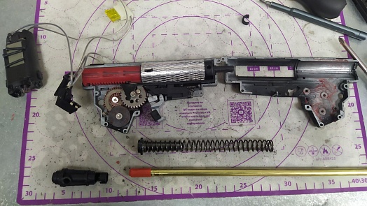 Автомат Snow Wolf Steyr AUG A3 Z (sw-020ctn), 126 м/с (Б/У)