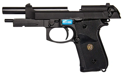 Пистолет WE Beretta M9A1 greengas (we-m008)