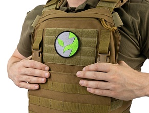 Нашивка Strike "Cyberpunk 2077. Корпорация Биотехника / Biotechnica" 70 мм