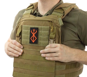 Нашивка Strike "Берсерк. Клеймо Жертвы" 80мм